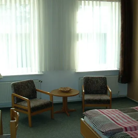 Bürgerstube Hotel *